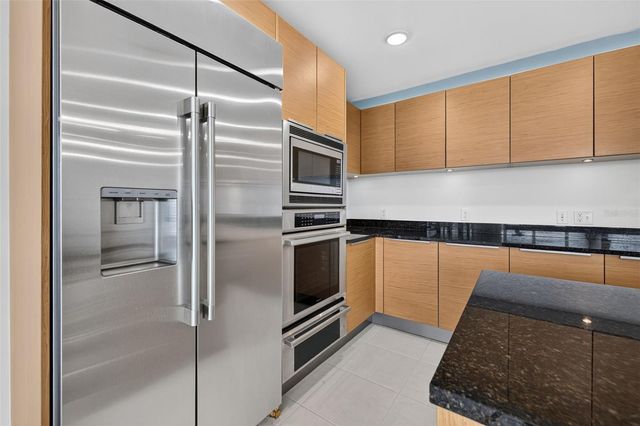 175 1ST STREET S 1801, St Petersburg, FL 33701