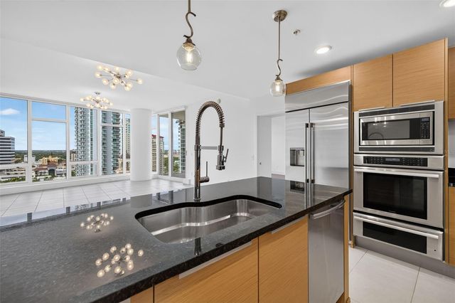 175 1ST STREET S 1801, St Petersburg, FL 33701