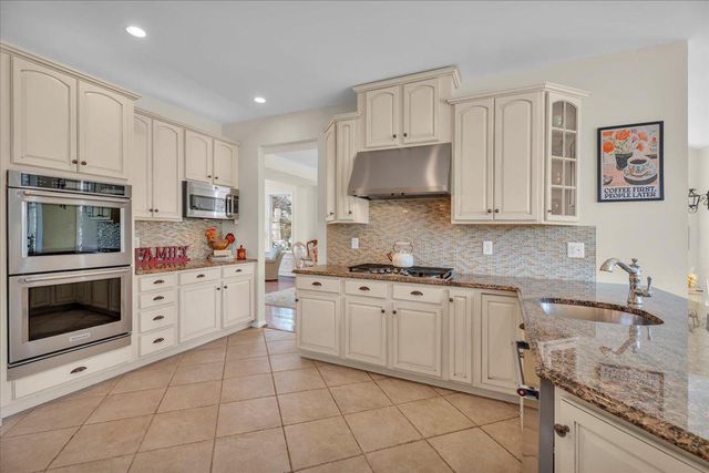 303 BELMONT CT, Mullica Hill, NJ 08062