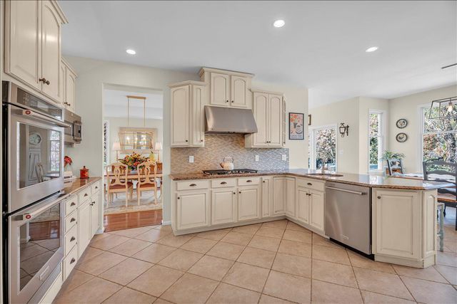 303 BELMONT CT, Mullica Hill, NJ 08062