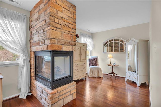 303 BELMONT CT, Mullica Hill, NJ 08062