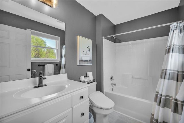 303 BELMONT CT, Mullica Hill, NJ 08062