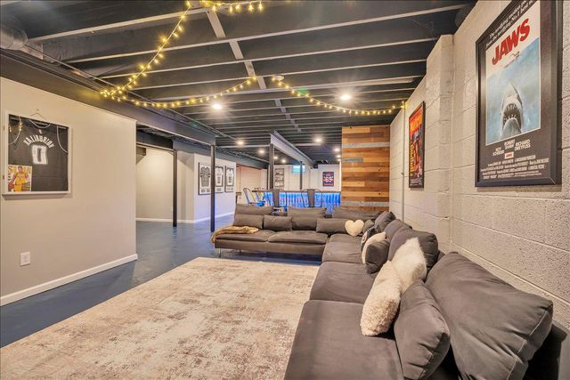 303 BELMONT CT, Mullica Hill, NJ 08062