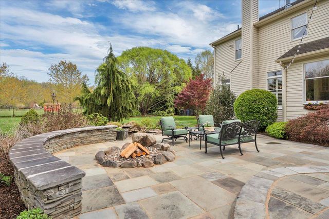 303 BELMONT CT, Mullica Hill, NJ 08062