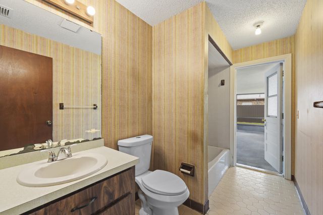 1919 Quail Court, Fort Pierce, FL 34982