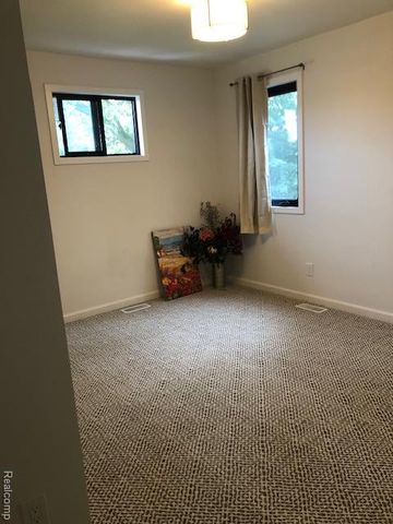 1845 Pilgrim Street, Ferndale, MI 48220