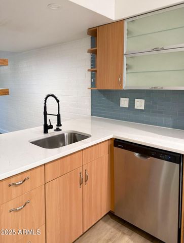 7325 E BELLEVIEW Street 1012, Scottsdale, AZ 85257