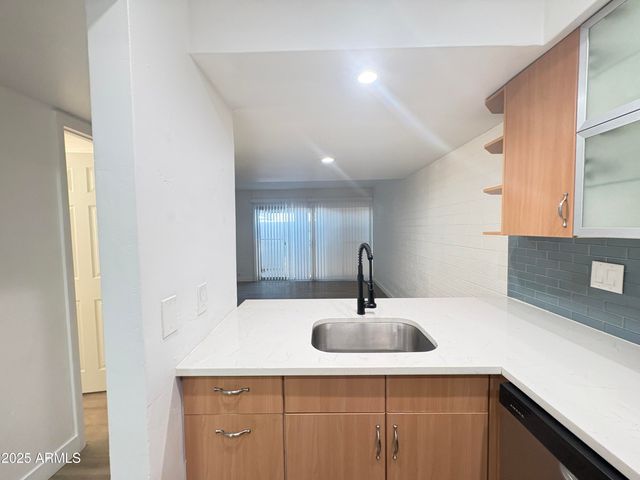 7325 E BELLEVIEW Street 1012, Scottsdale, AZ 85257