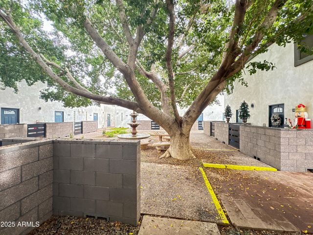 7325 E BELLEVIEW Street 1012, Scottsdale, AZ 85257