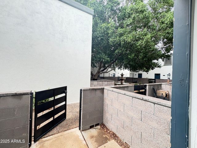 7325 E BELLEVIEW Street 1012, Scottsdale, AZ 85257