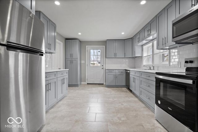 3060 S Shortridge Road, Indianapolis, IN 46239