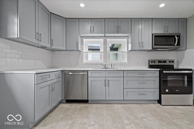 3060 S Shortridge Road, Indianapolis, IN 46239