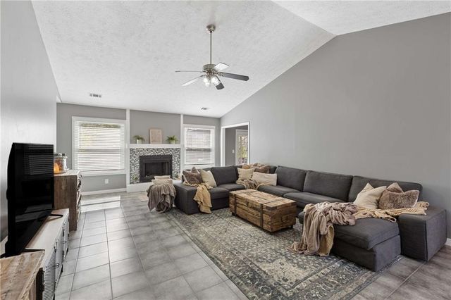 3004 River Station Drive, Woodstock, GA 30188