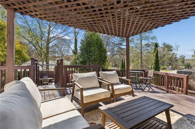 3004 River Station Drive, Woodstock, GA 30188