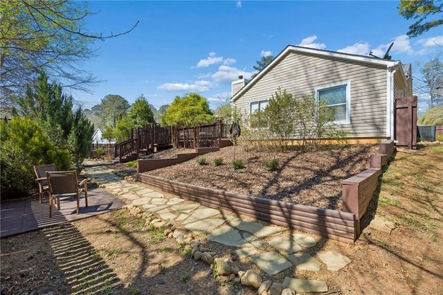 3004 River Station Drive, Woodstock, GA 30188