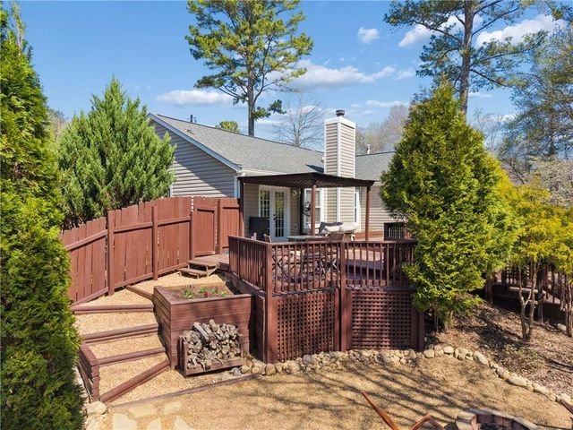 3004 River Station Drive, Woodstock, GA 30188
