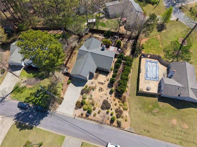 3004 River Station Drive, Woodstock, GA 30188