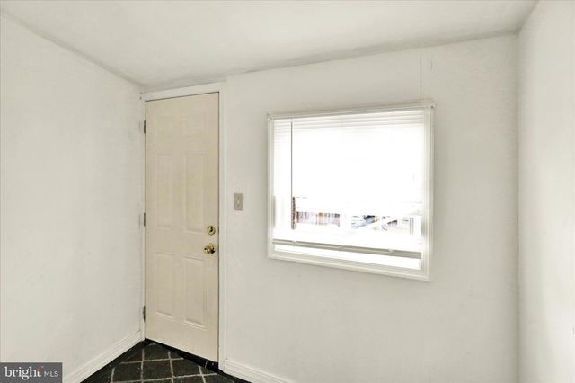 726 LOCUST ST, Reading, PA 19604