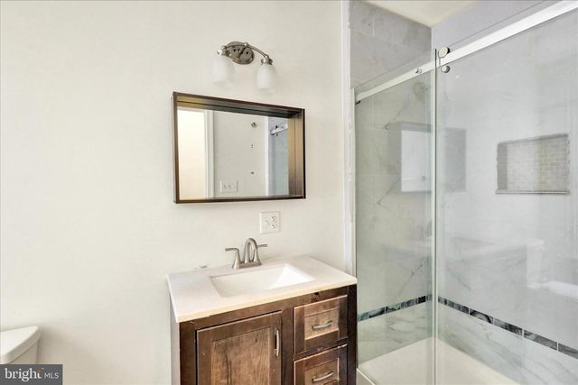 726 LOCUST ST, Reading, PA 19604