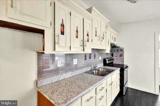 726 LOCUST ST, Reading, PA 19604