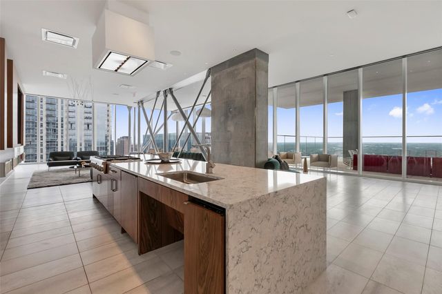 301 West Ave 2507, Austin, TX 78701