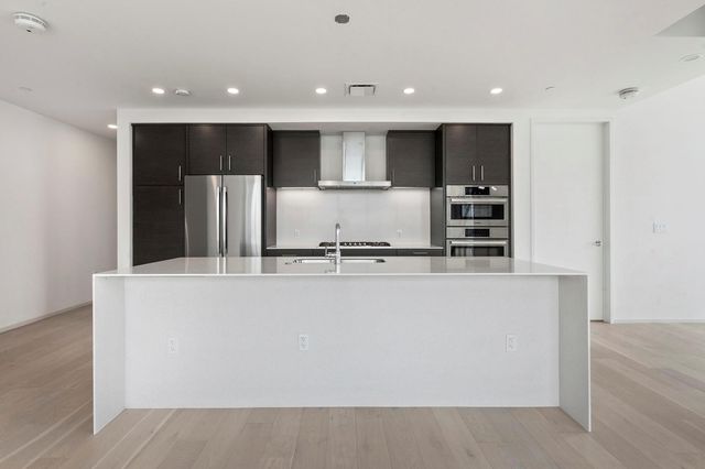 301 West Ave 2507, Austin, TX 78701