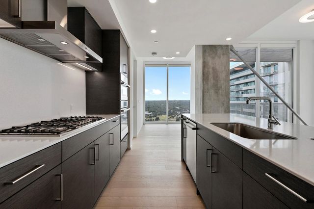 301 West Ave 2507, Austin, TX 78701