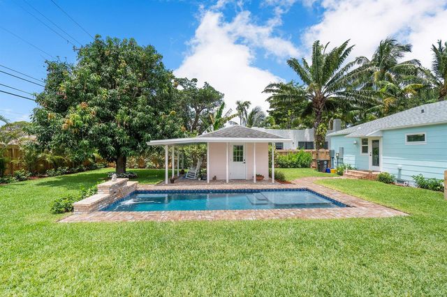 816 Avon Road, West Palm Beach, FL 33401