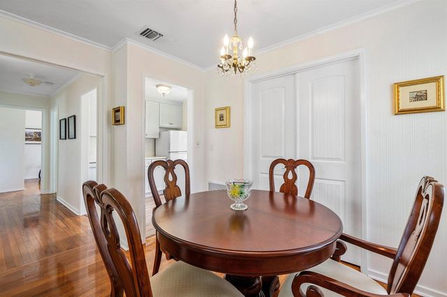 816 Avon Road, West Palm Beach, FL 33401