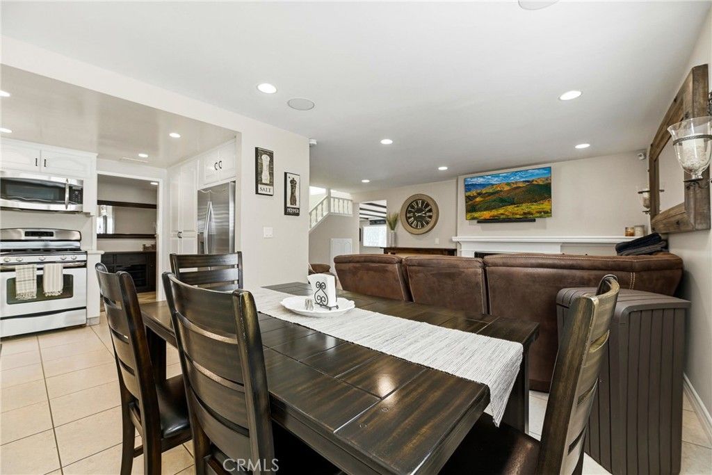 Image 13 of property listing at 930 La Rue, La Verne, CA 91750