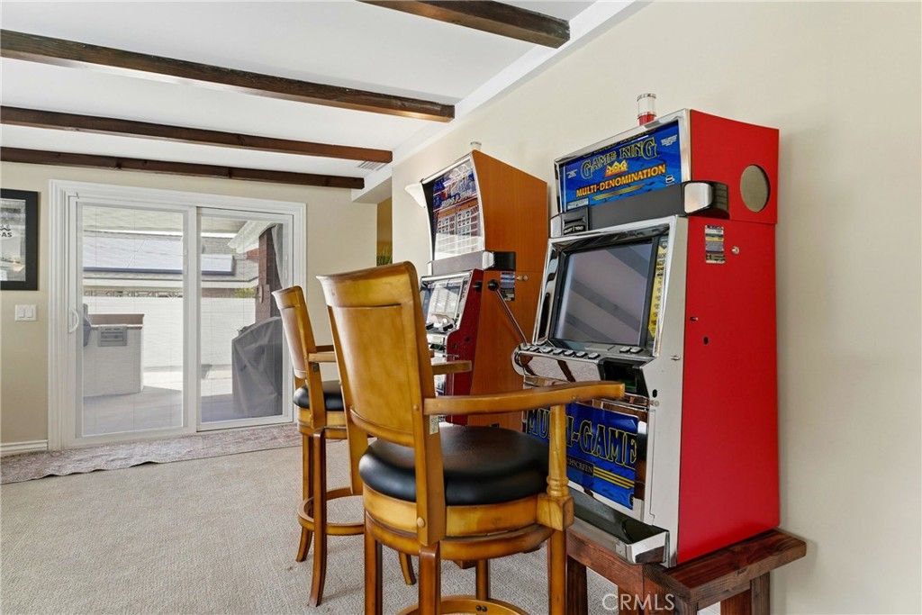 Image 25 of property listing at 930 La Rue, La Verne, CA 91750