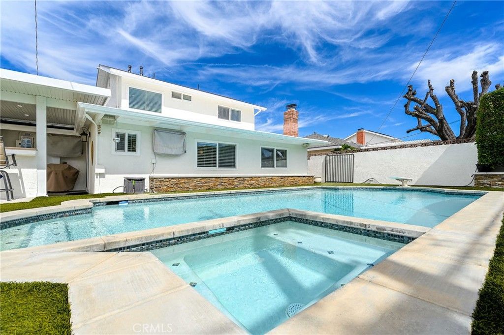 Image 44 of property listing at 930 La Rue, La Verne, CA 91750