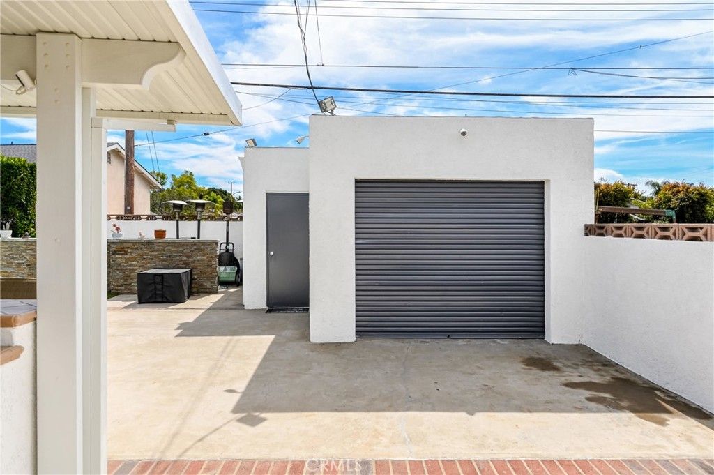 Image 52 of property listing at 930 La Rue, La Verne, CA 91750