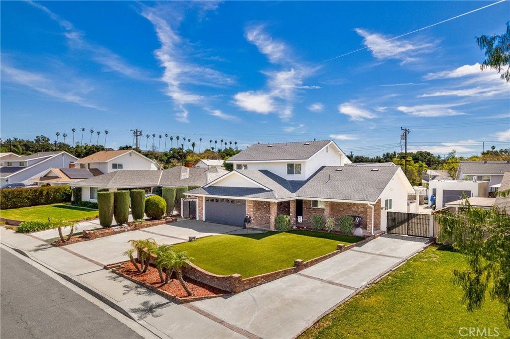 Image 6 of property listing at 930 La Rue, La Verne, CA 91750