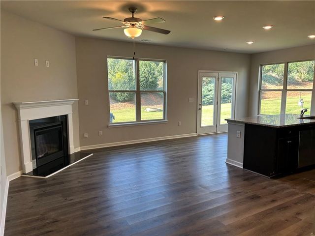 3689 Prospect Point Drive, Gillsville, GA 30566