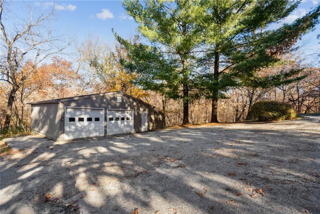 2230 Valley Road NE, North Liberty, IA 52317