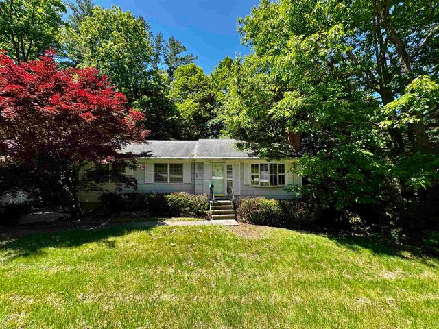 142 Pine Circle, Bennington, VT 05201