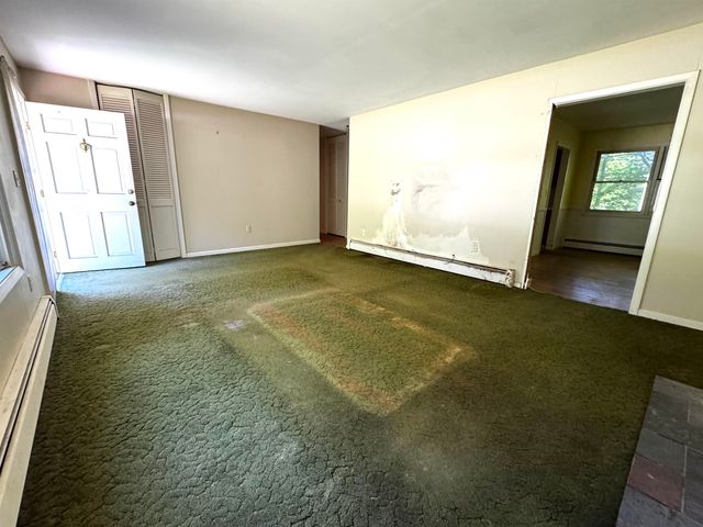 142 Pine Circle, Bennington, VT 05201