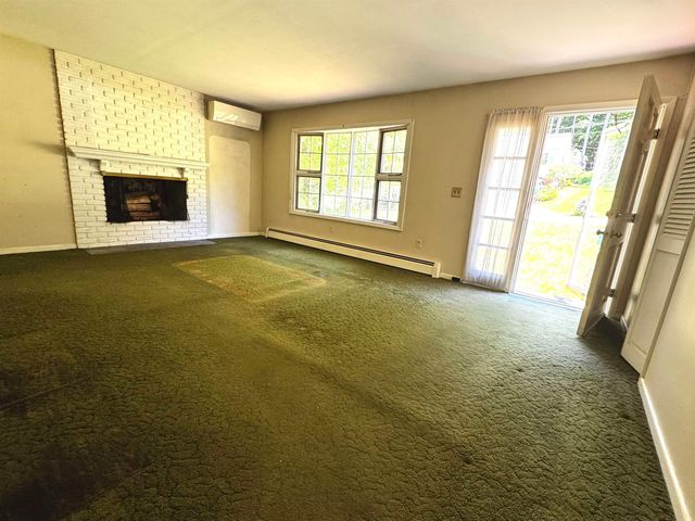142 Pine Circle, Bennington, VT 05201
