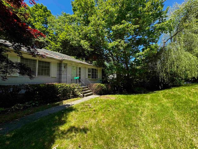 142 Pine Circle, Bennington, VT 05201