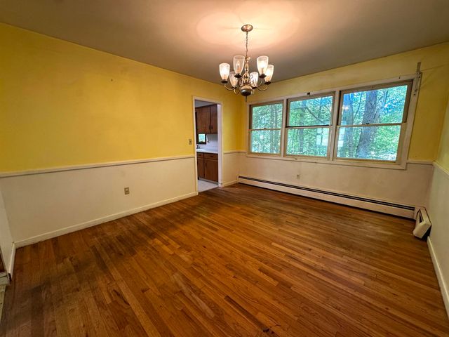 142 Pine Circle, Bennington, VT 05201