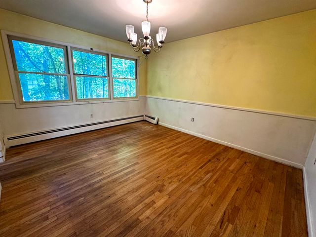 142 Pine Circle, Bennington, VT 05201