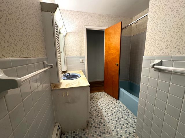 142 Pine Circle, Bennington, VT 05201