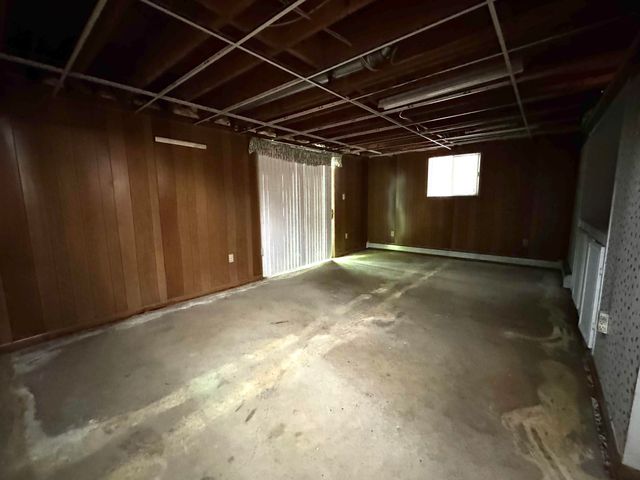 142 Pine Circle, Bennington, VT 05201