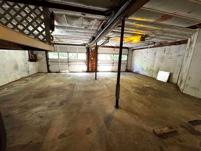 142 Pine Circle, Bennington, VT 05201