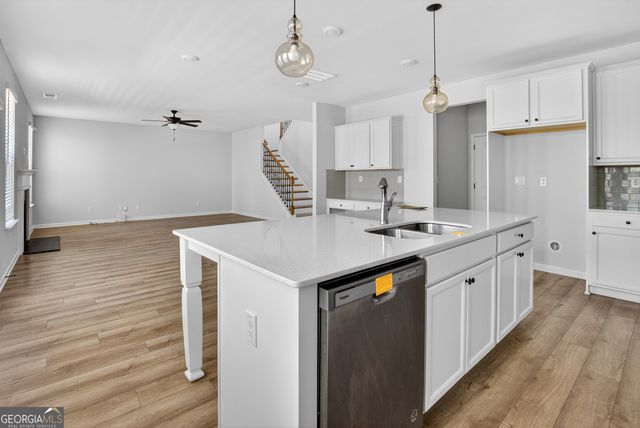 4890 Sultana Way, Atlanta, GA 30331