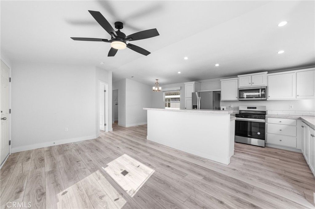 716 N Grand I3, Covina, CA 91724