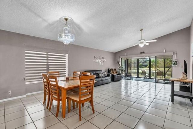 2433 Fiddleleaf Ave, Coconut Creek, FL 33063