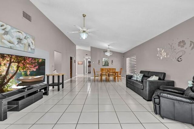 2433 Fiddleleaf Ave, Coconut Creek, FL 33063
