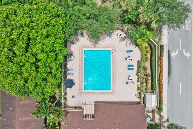 2433 Fiddleleaf Ave, Coconut Creek, FL 33063